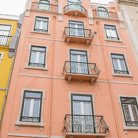 Appartamento Near Marques Pombal Square Lisbona