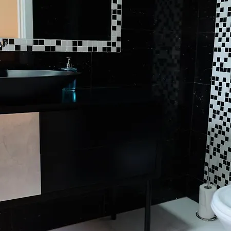 Appartement Near Marques Pombal Square *
